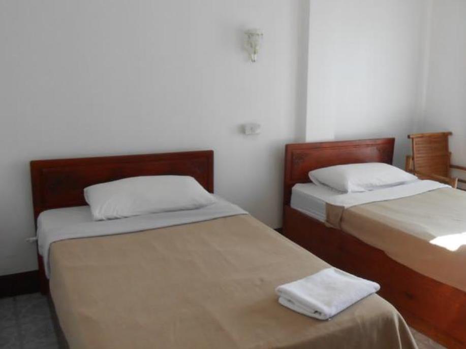 Chanthasom Guesthouse Ban Nongdouang Exterior foto