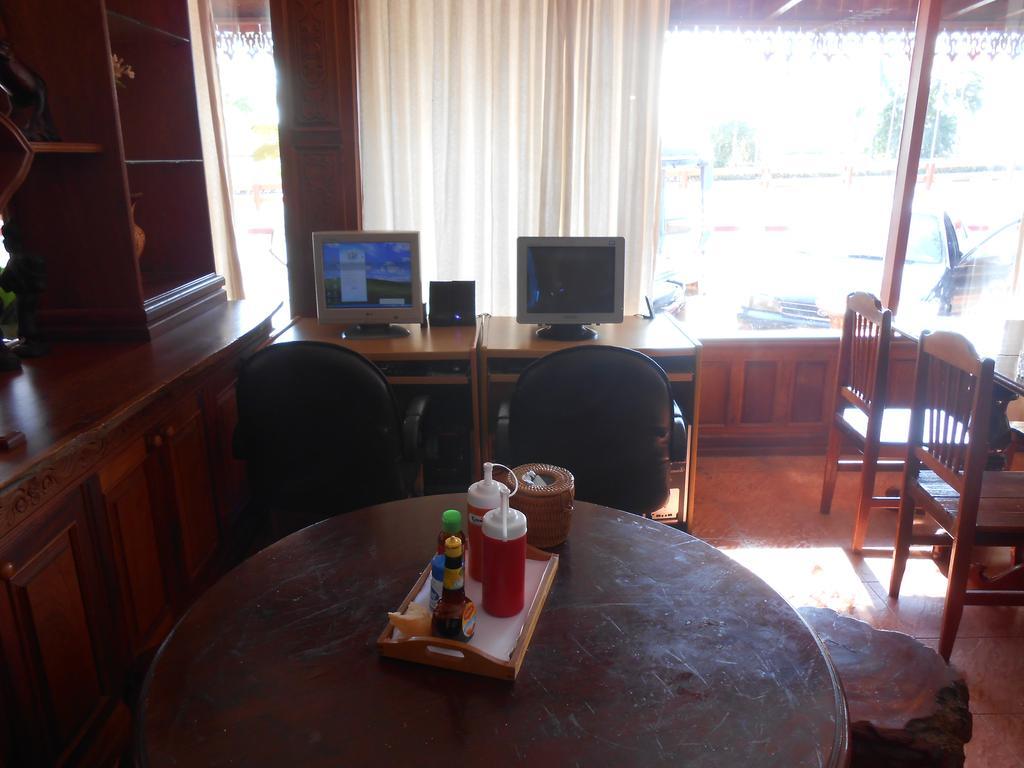 Chanthasom Guesthouse Ban Nongdouang Exterior foto
